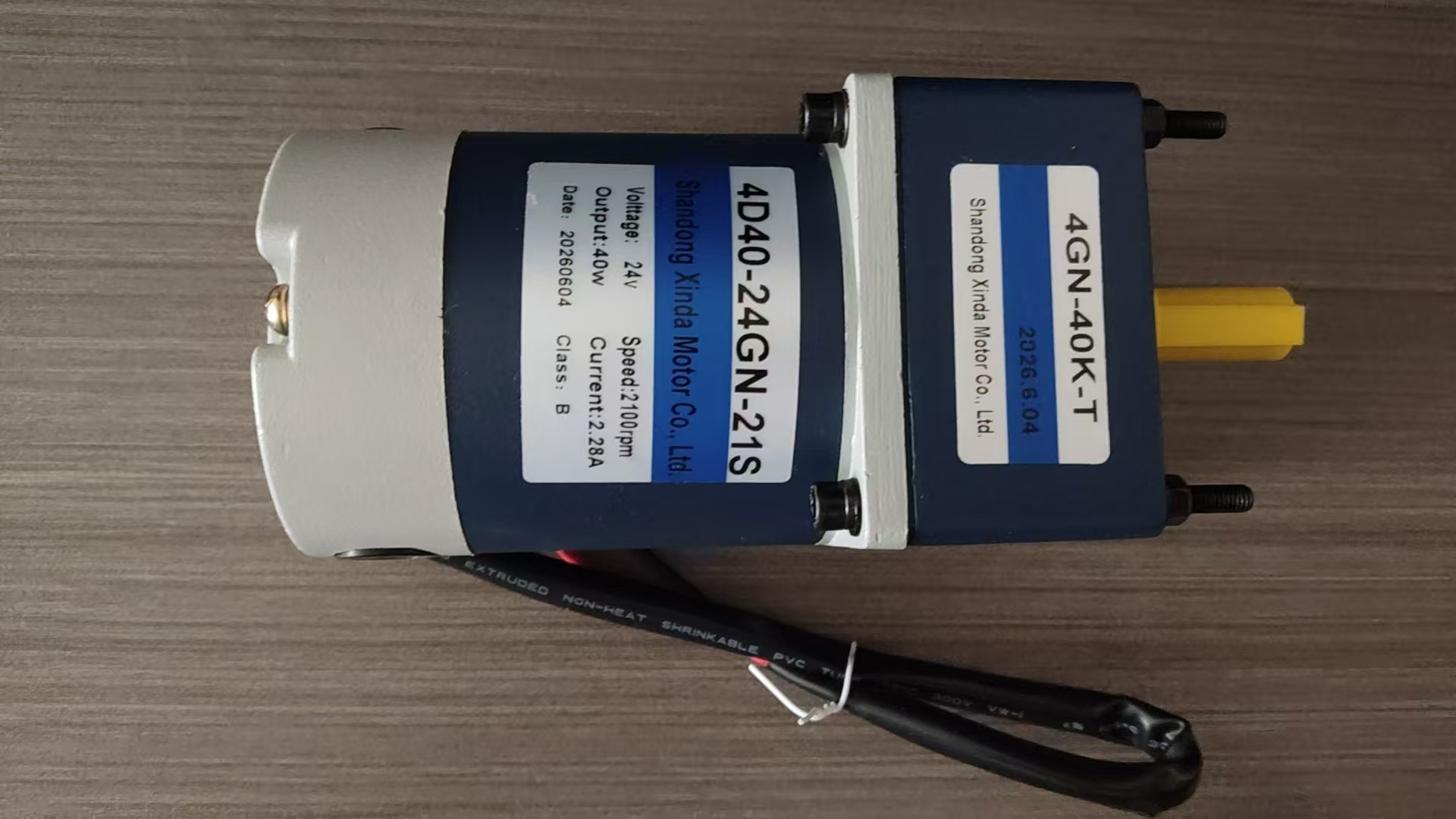4D40-24GN-21S-4GN-40K DC geared motor